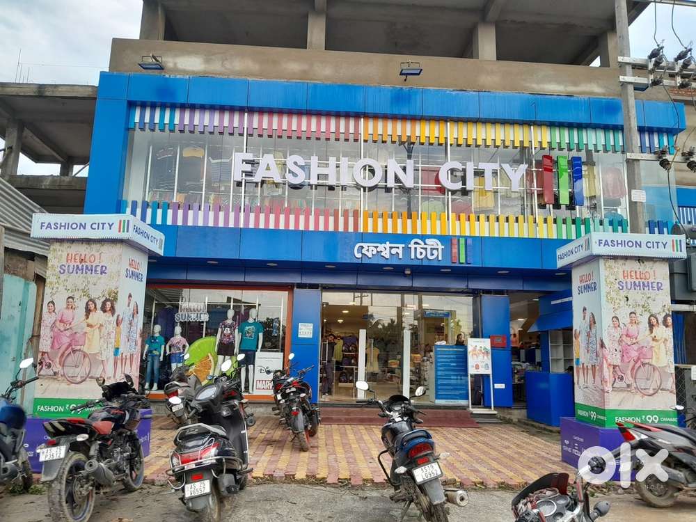 Shopping mall vacancies