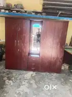 5 door Wardrobe with hanging and drawer available in bangaloare