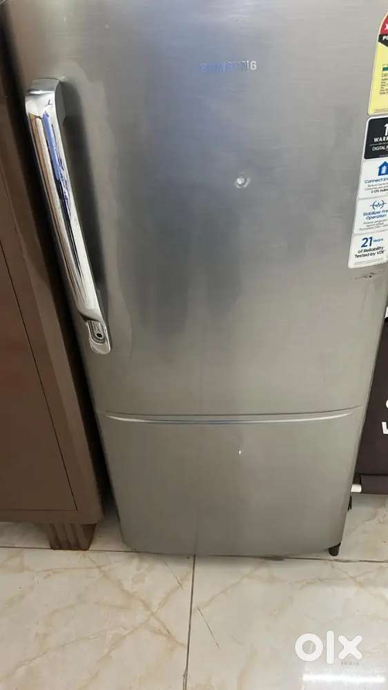 Samsung 192 Litres 4 Star Refrigerator (Silver Gray)