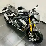 TRIUMPH SPEED 1200 RS