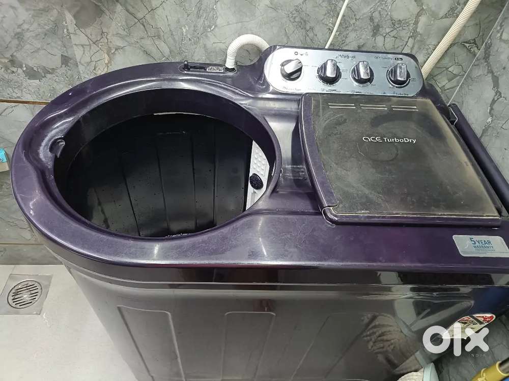 Selling semi washing machine