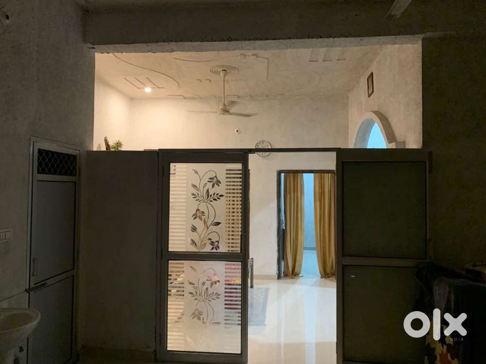 2 ROOM SET AVAILABLE FOR RENT on both floors available 1st and ground