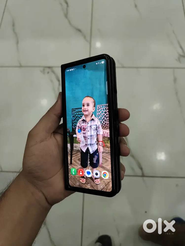 Samsung z fold 4  5G.    512 GB