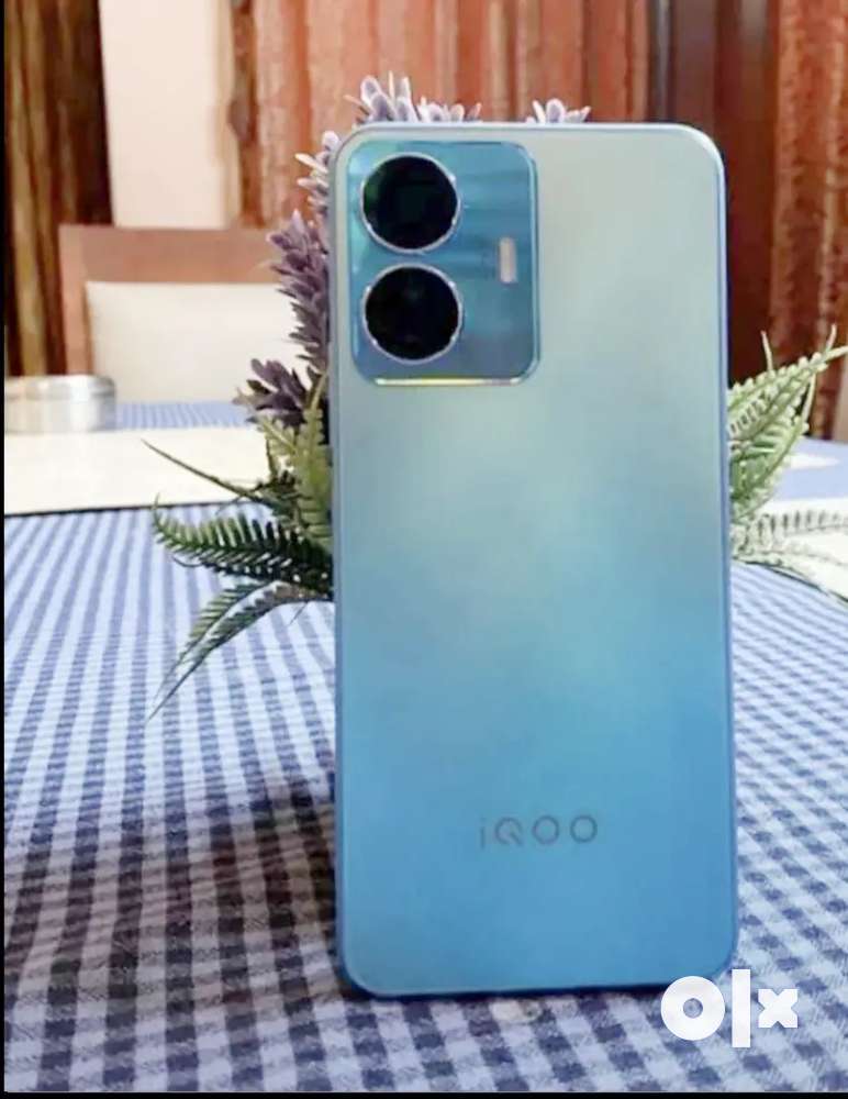 iQOO Z6 Lite 5G New Phone Gud