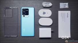VIVO V25 PRO REFURBISHED ( 8 GB RAM AND 128 GB STORAGE)