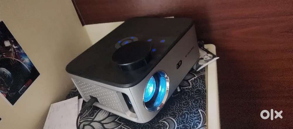 E-gate Projector