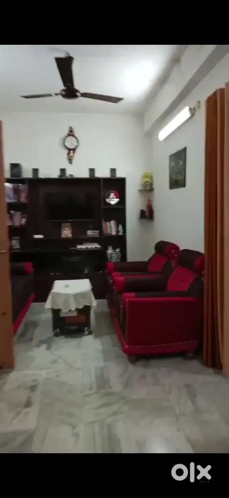 Ready to move semi furnished apartment with furnishing and facilities