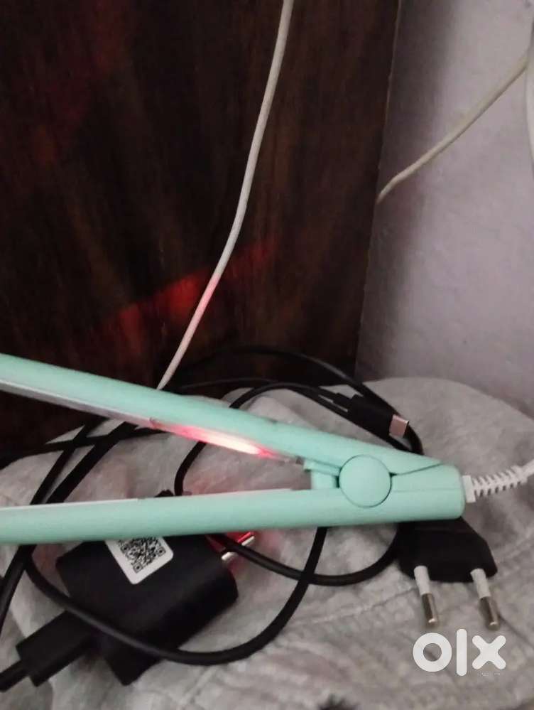 Mini Straightener