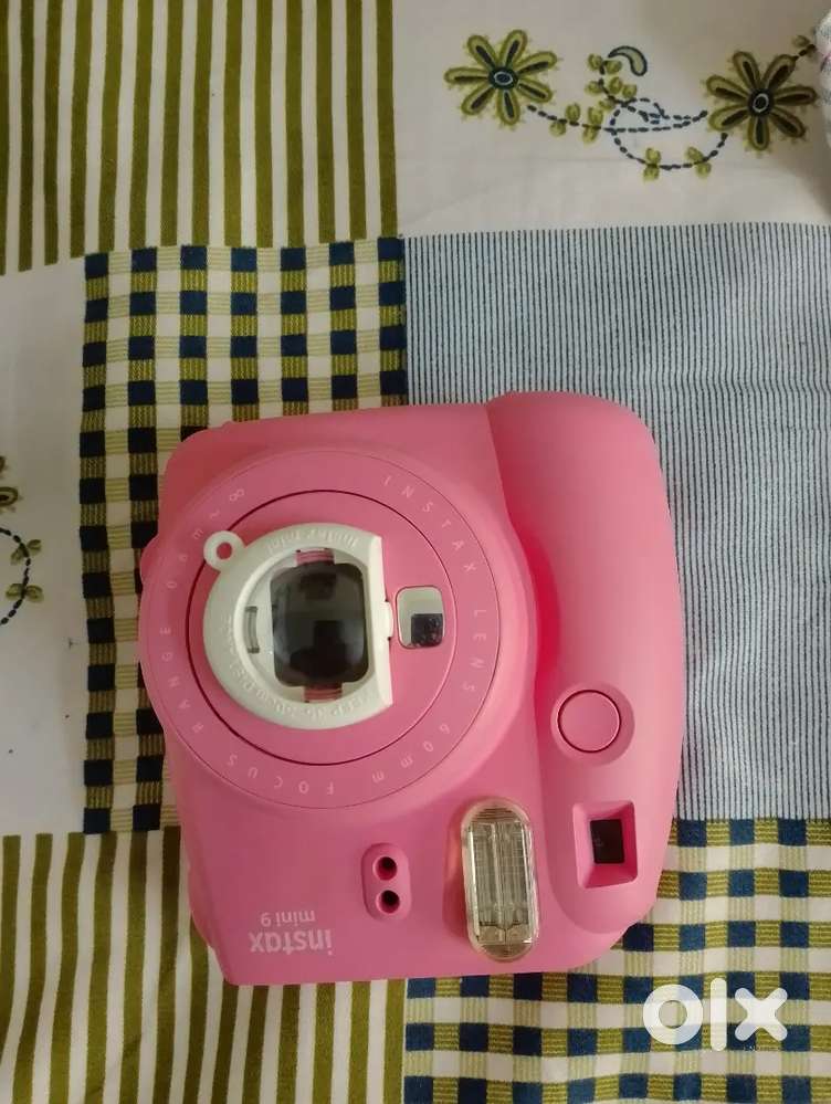 Instax camera