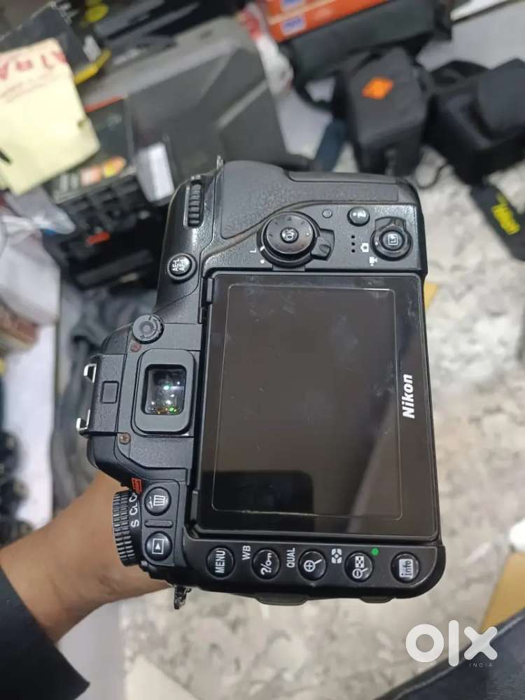 Nikon d7500