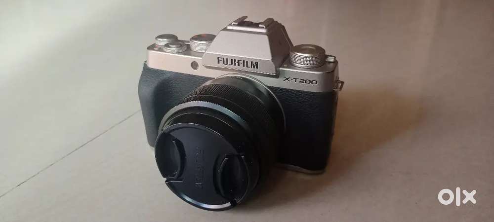 Fuji xt200 for sale