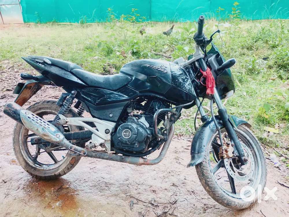 Pulser 180