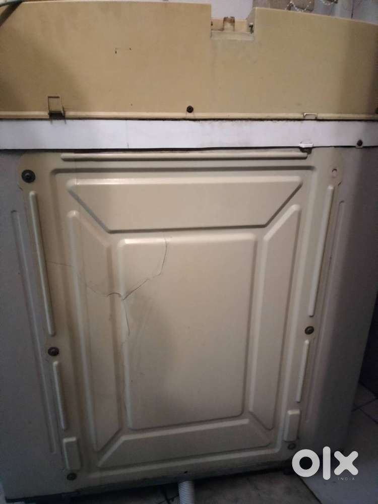 Whirlpool semi automatic 6.5 kg