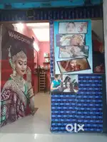 Beauty parlour items sale