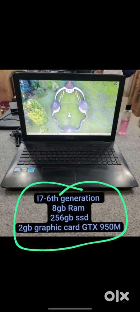 Asus RoG laptop 8gb ram and 256gb ssd