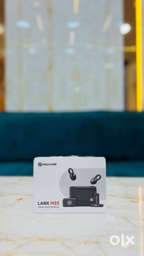 HOLLYLAND LARK M2S COMBO BRAND NEW WITH WARRANTY