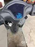 Bhaut hi achi company ki scooty h isee june ke mahine me li thi or muj