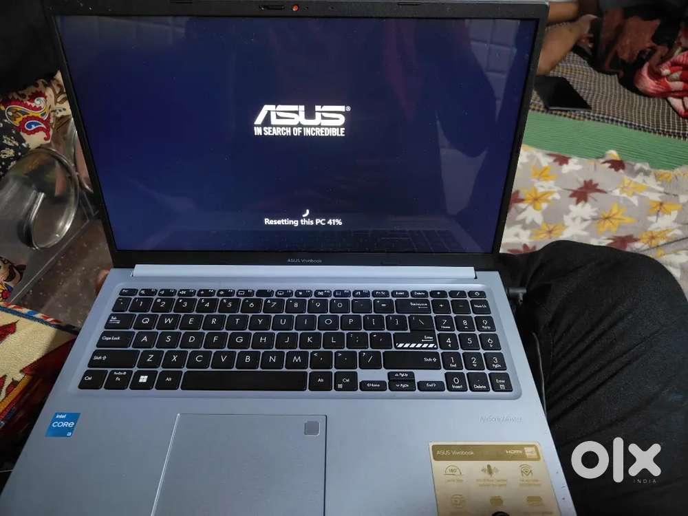 Asus Vivobook i3 laptop