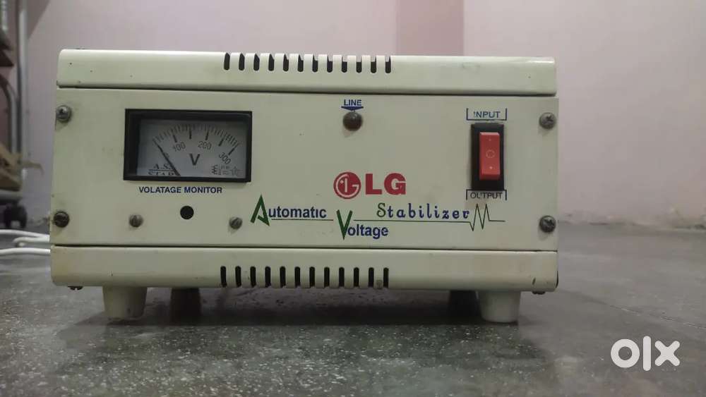 Fully automatic LG voltage stabilizer
