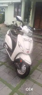 Hero maestro 2013 model