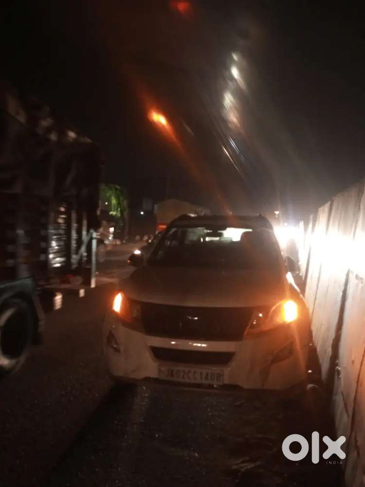 Mahindra XUV500 2018 Diesel 102700 Km Drive