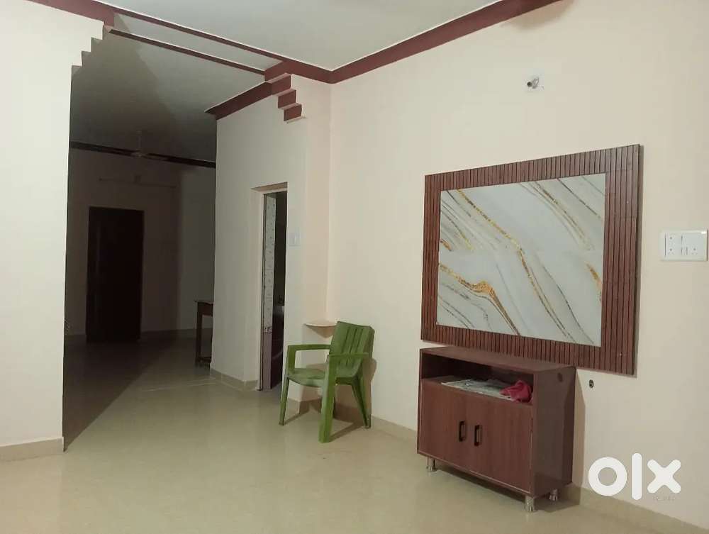 2bhk semi furnished flat for rent