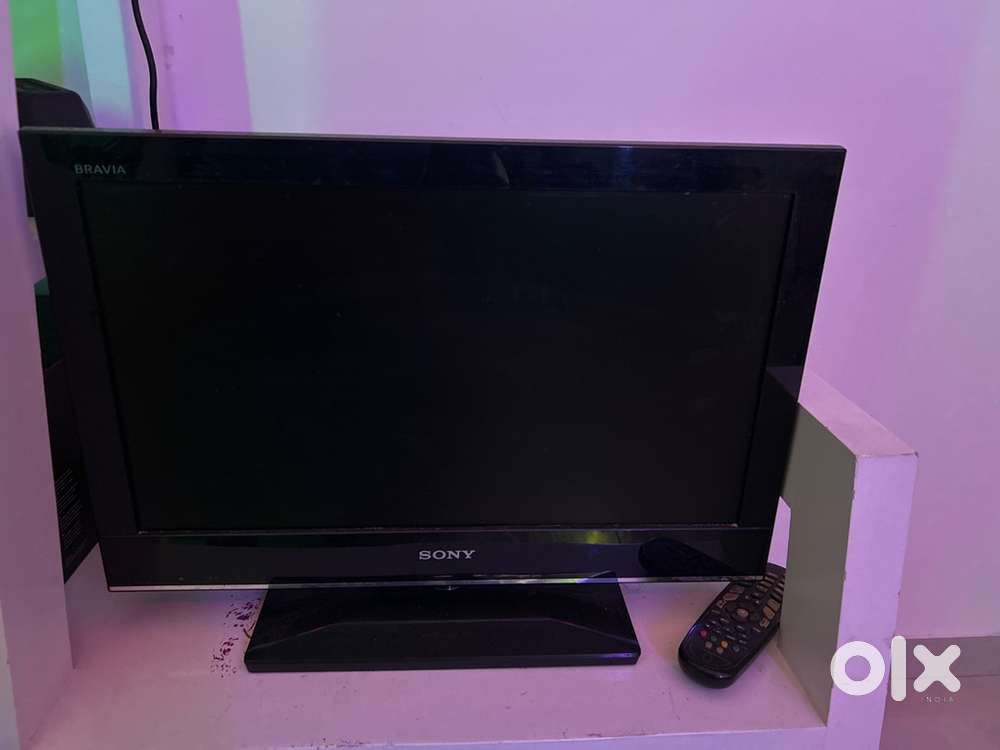 Sony Bravia 22 Inch TV is for sale