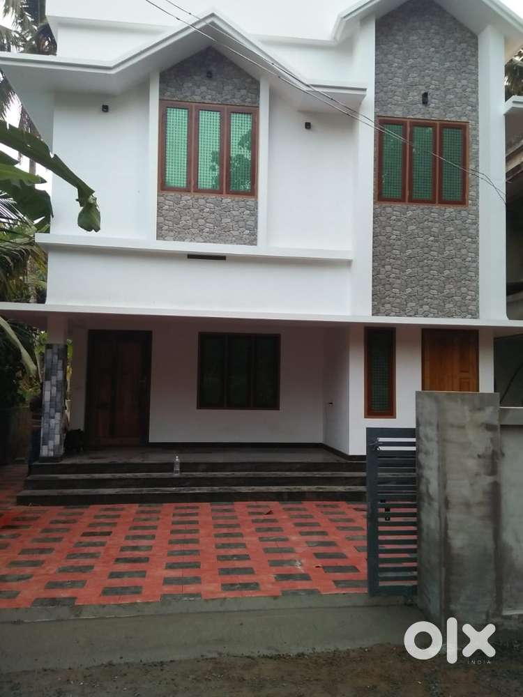 House in Valayanchirankara