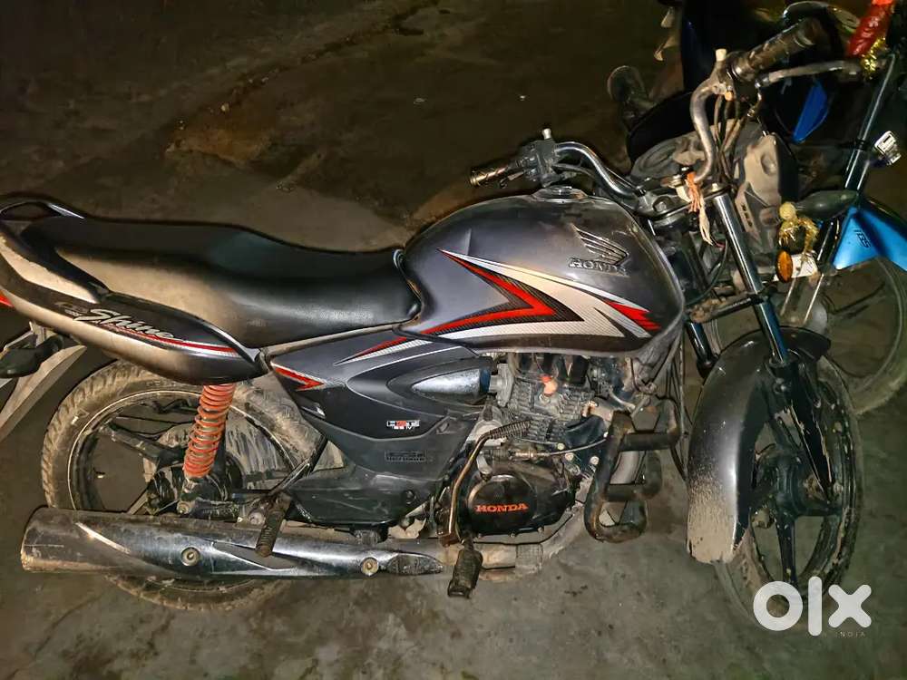 Honda CB shine grey colour. Condition is good