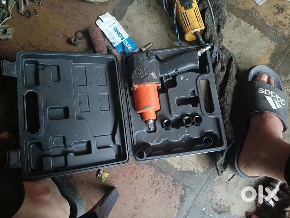 2 months old air compressor