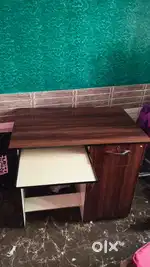 Study computer table no scratches no damages