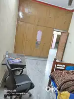 2BHK for job person ,couple (livein),student