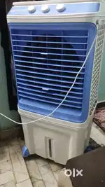 6000/- 1 month use new cooler  with box nd bill gerenty 1 saal ki