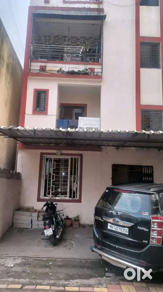 **Key Features:**
 
 
- 2 BHK apartment (650 sq. ft.)