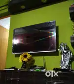 Smart Wifi Android 4k UHD Vu 50  Screen Mirroring LED TV-1 Year Used