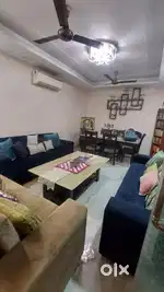 Good location 3bhk floor sale in south Delhi