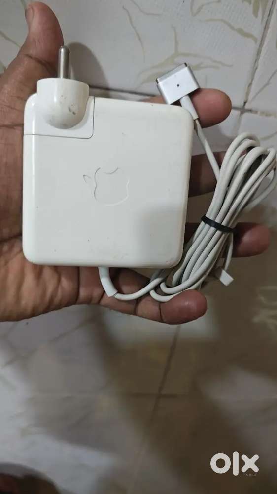 Original macbook charger used