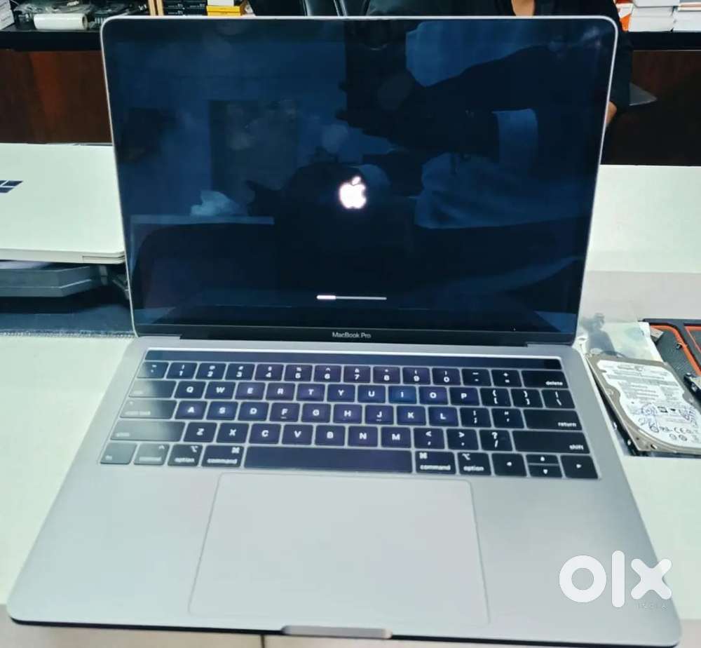 Apple mac book pro