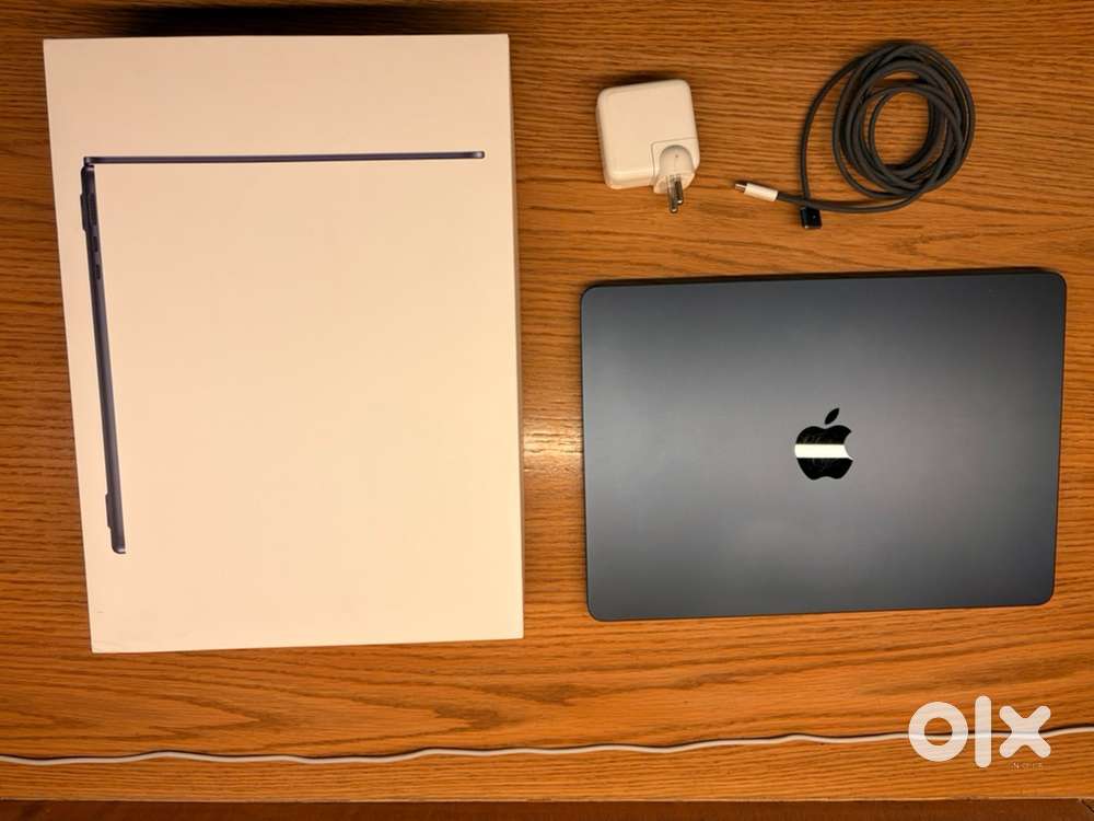 Apple Macbook Air M2/256GB/8GB