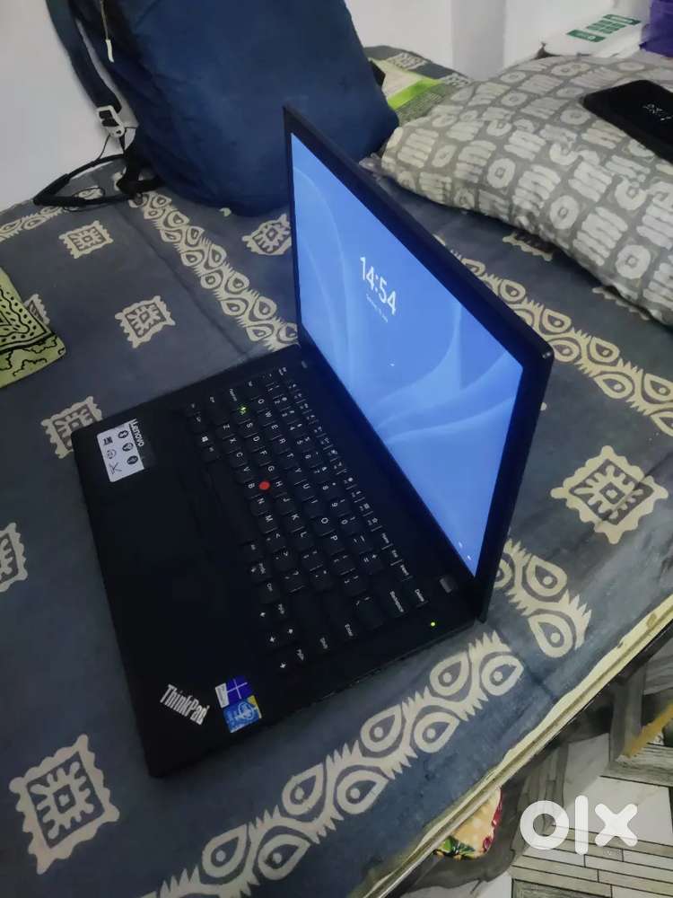touchvscreen Lenovo thinkpad i5 , 7 gen, 8/256 Gb ,  fingerprint,