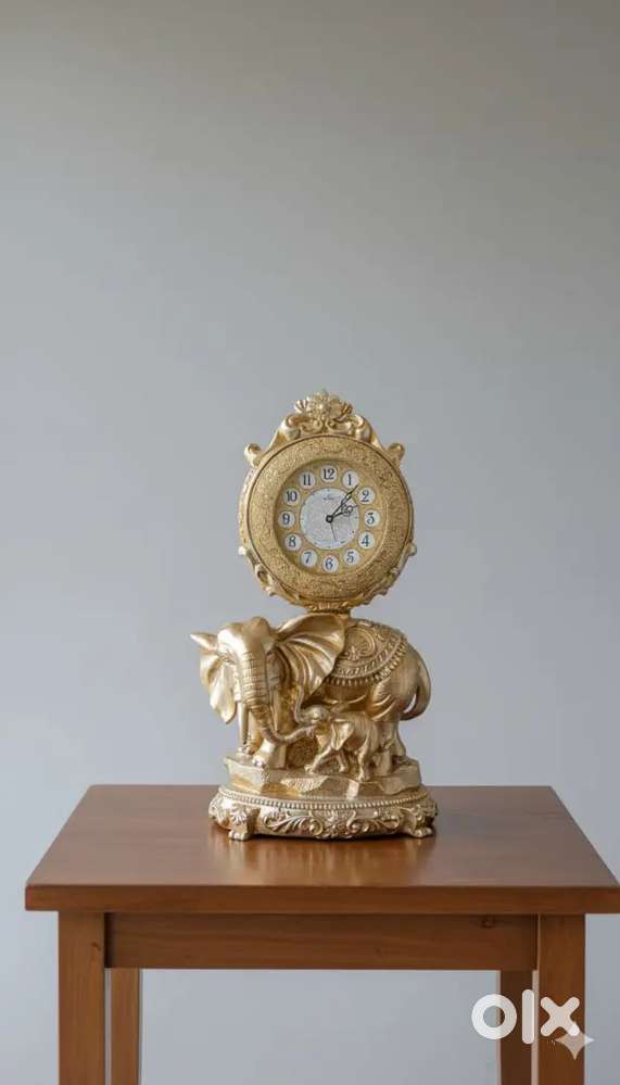 Clock with Hourly Bell