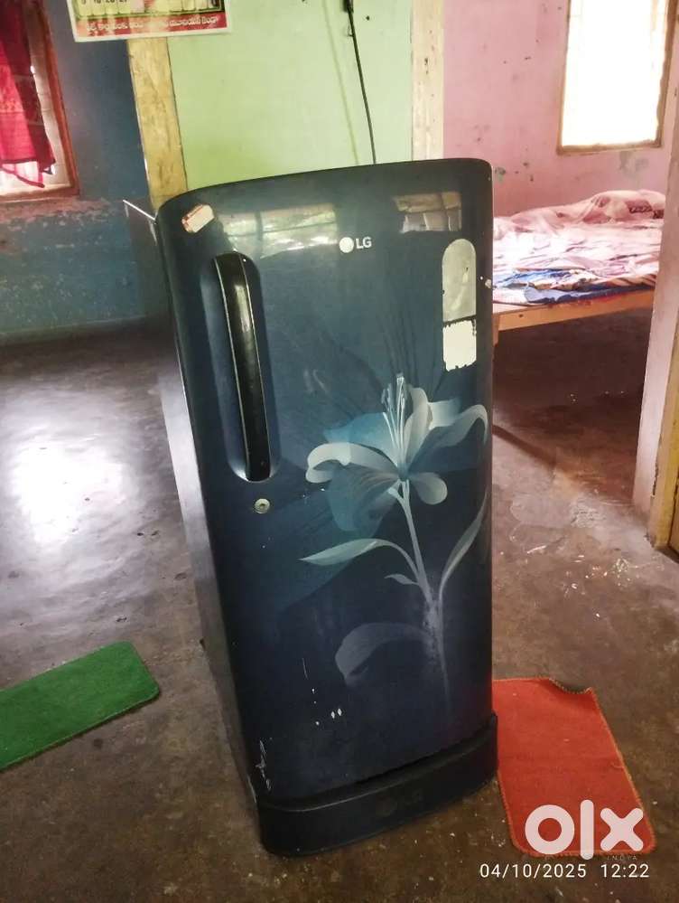 Lg refrigerator 192 Ltr like new