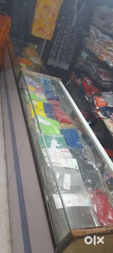 Counter readymade garments ka