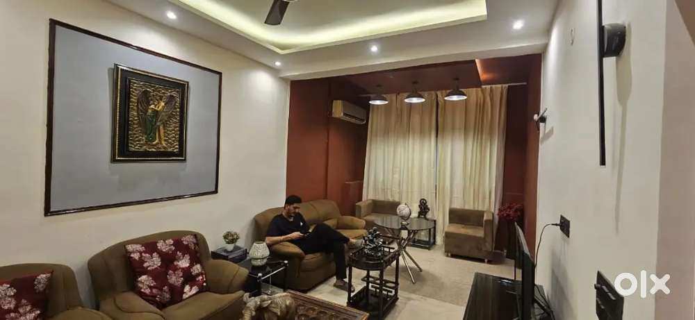 Fully furnished ac wala 1 room kitchen washroom set mohit nagar wadia