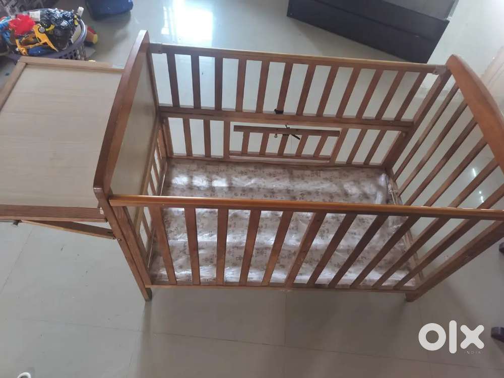 Baby wooden cot