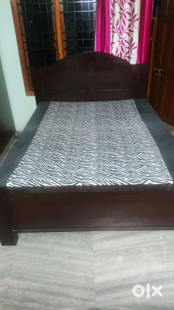 5×6 pure black solid wood bed , matress