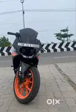 Rc 200 mint condtion
