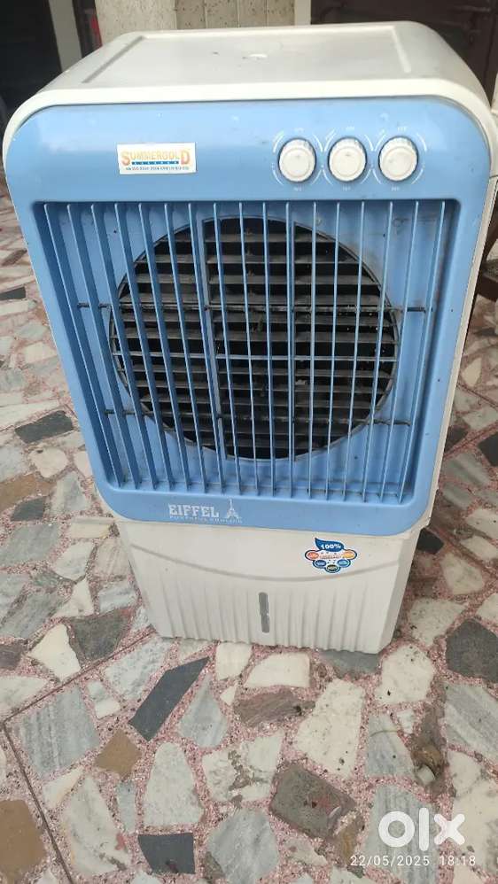 Very good condition room cooler 1 year old,