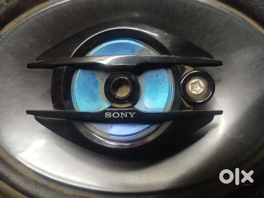 CAR SPEAKER