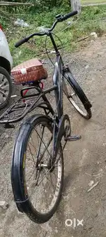 साइकिल बेचना है